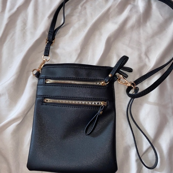 Purse - Picture 1 of 2